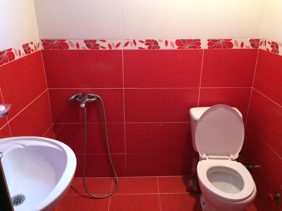 House Mon Amie Hotel Местия Екстериор снимка