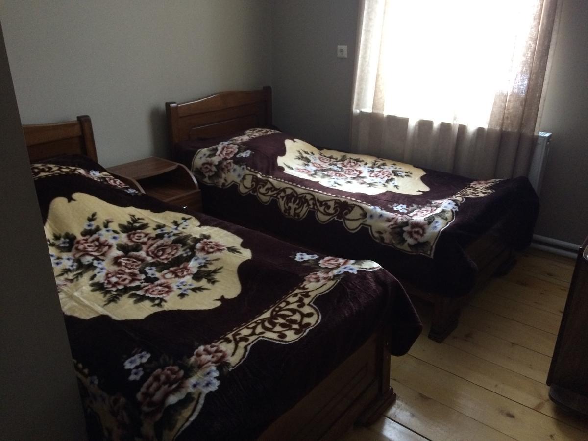 House Mon Amie Hotel Местия Екстериор снимка