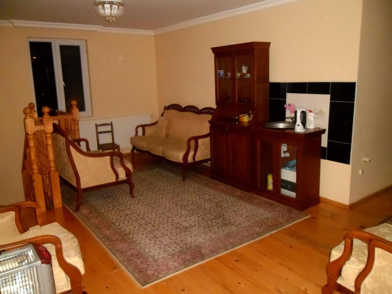 House Mon Amie Hotel Местия Екстериор снимка